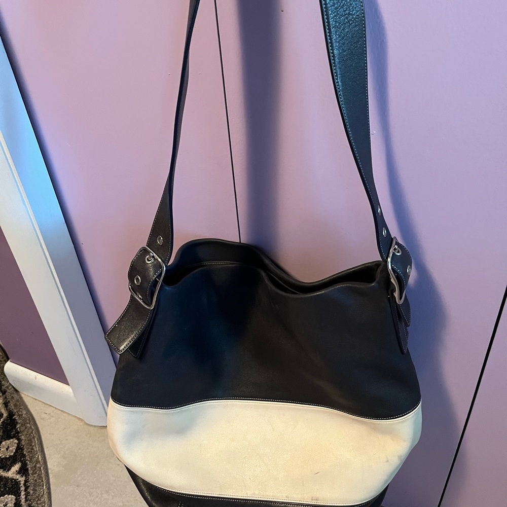 Coach shoulder bag.